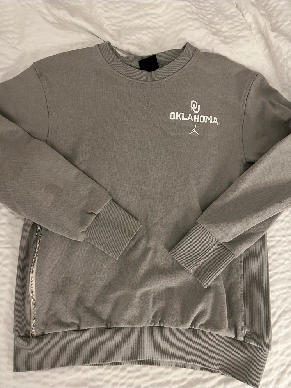 Jordan OU crewneck pullover sweatshirt with side zipper sz small